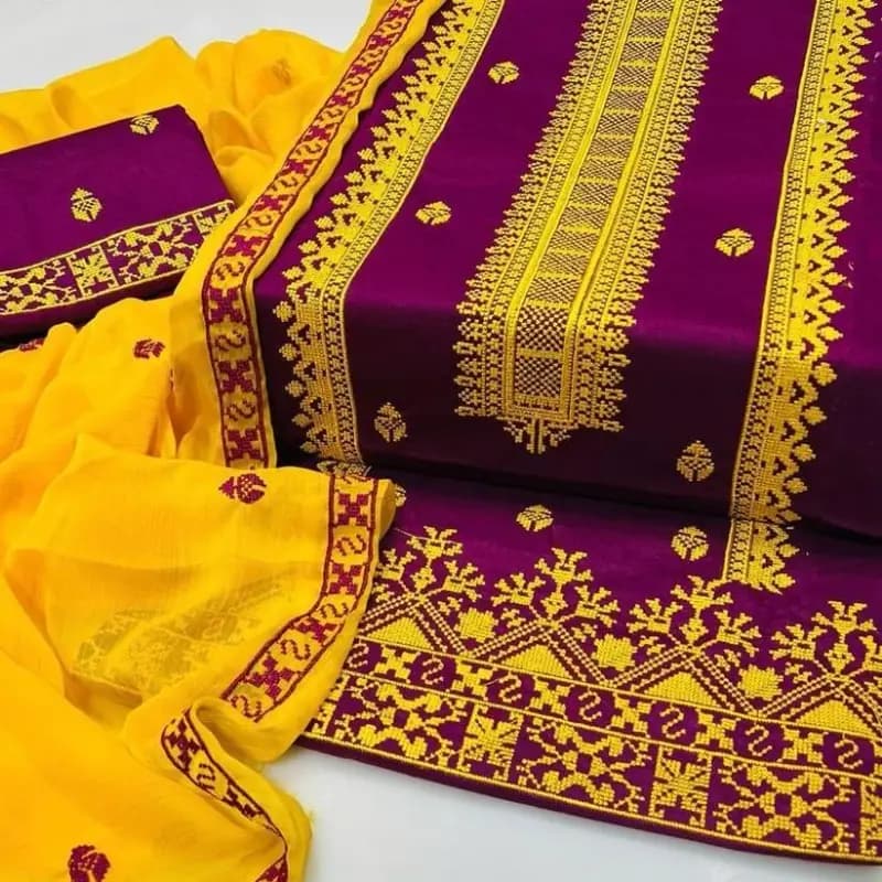 3 Pcs Women's Unstitched Lawn Embroidered Suit