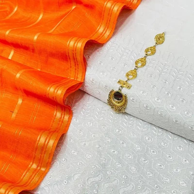 3 Pcs Women's Unstitched Lawn Embroidered Suit