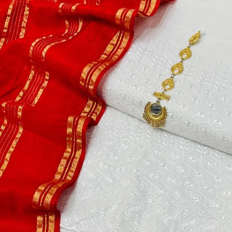 3 Pcs Women's Unstitched Lawn Embroidered Suit